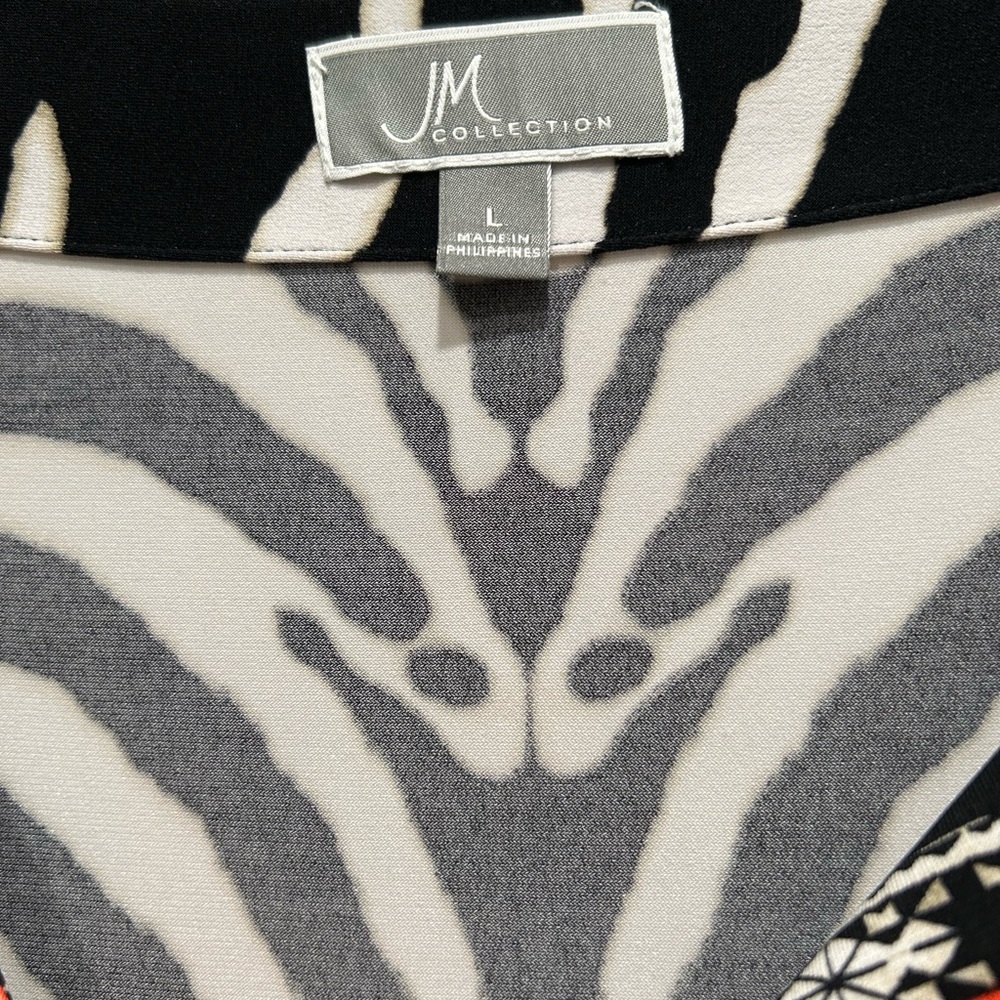 JM Blouse - Picture 5 of 6